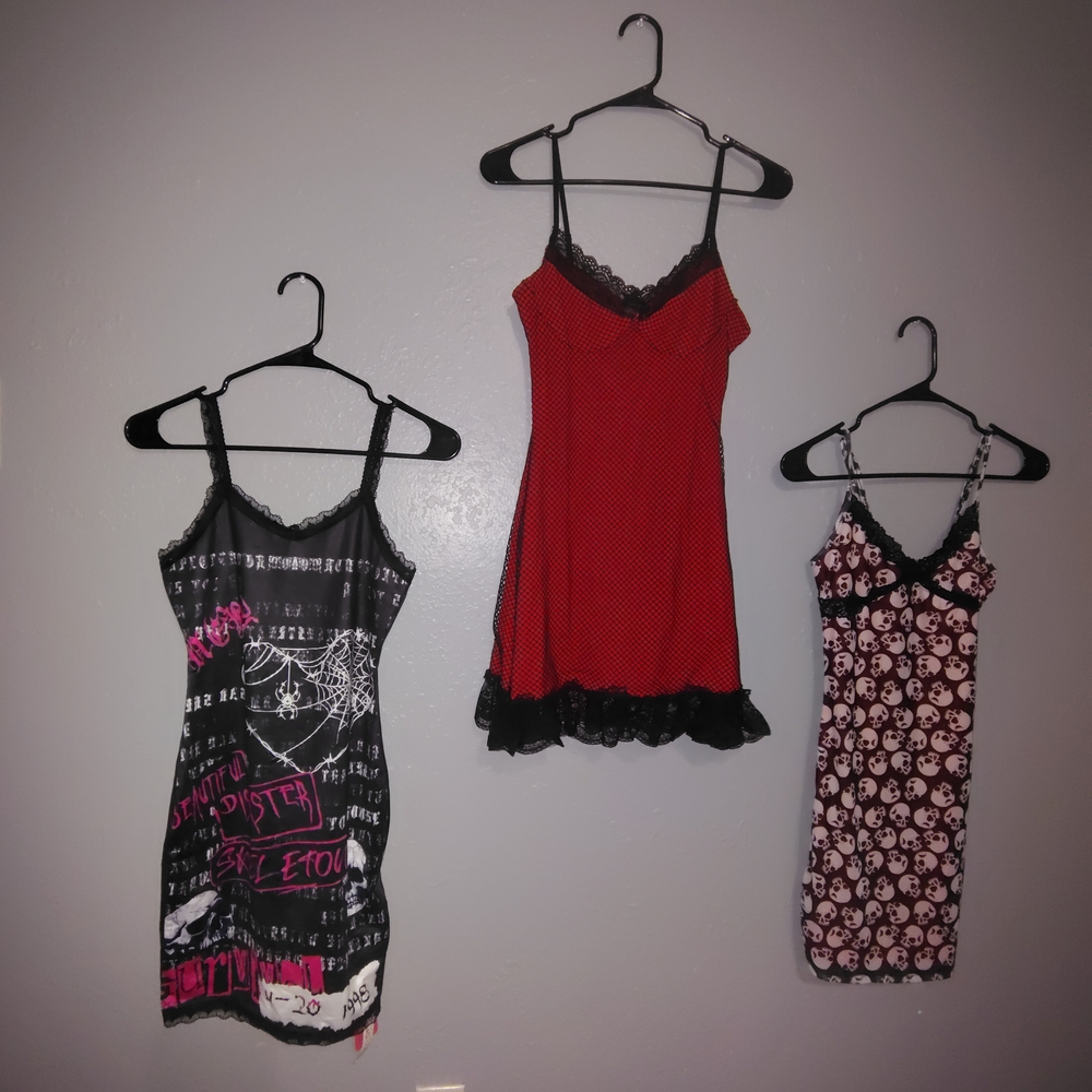 Stylish Women's Dress Set - Red, Black, and Pink